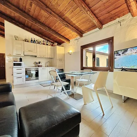 Sea View 2br Parking Wifi 5min Porto Cervo, Baja Sardinia, Poltu Quatu 4pax شقة بورتو كيرفو